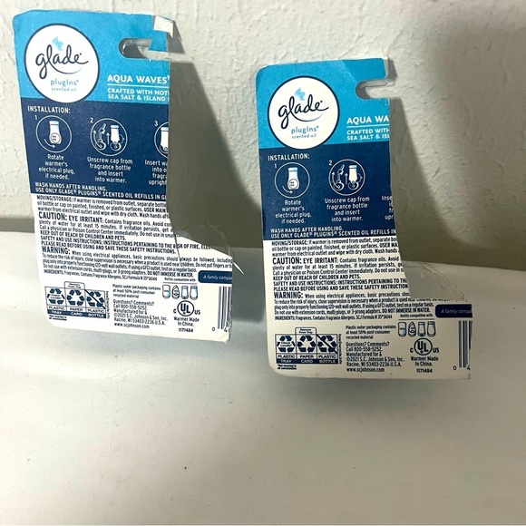 Glade Plugins Scented Oil Warmer ONLY 2 Packs Last Up To 60 Days New - Picture 2 of 3
